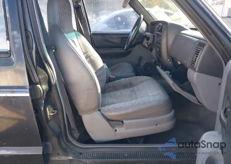 1997 Jeep Cherokee Se из США, поврежденный, VIN 1J4FT28S5VL544884